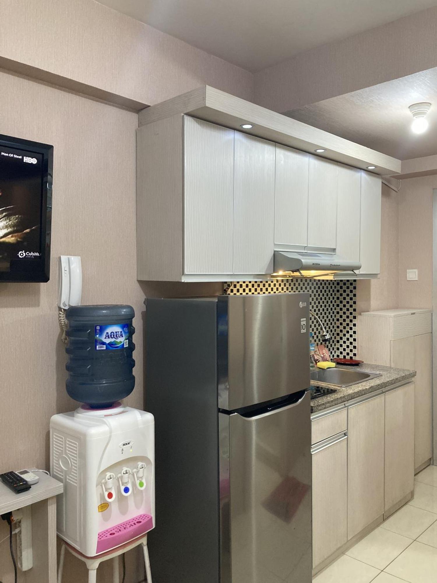 Green Bay Pluit Apartment - Indra Джакарта Екстериор снимка
