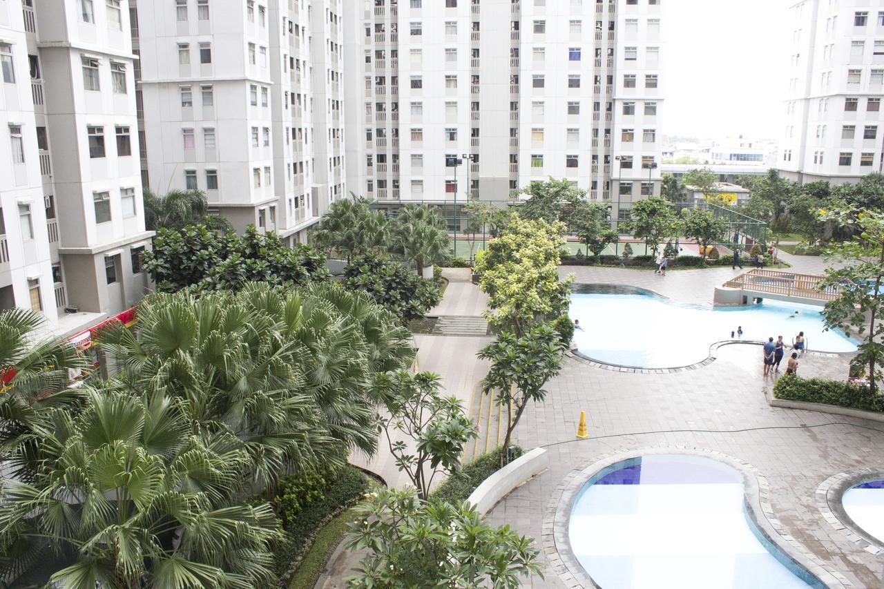 Green Bay Pluit Apartment - Indra Джакарта Екстериор снимка